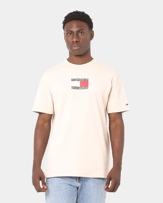 Tommy Jeans Camo Flag Script T-Shirt Smooth Stone-- V-Neck T-Shirt Long Sleeve Cotton