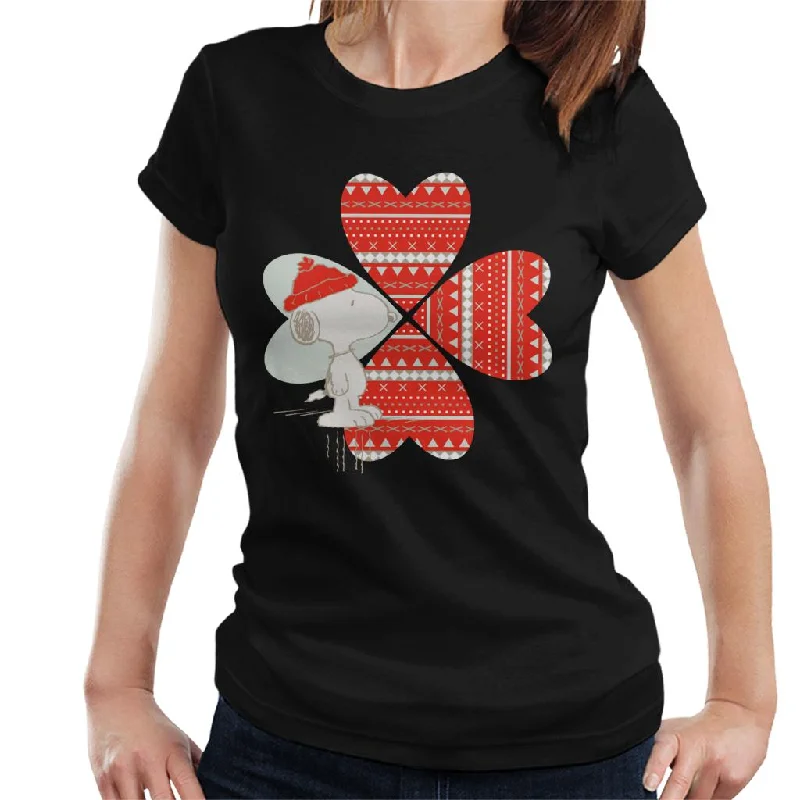 Peanuts Snoopy Red Hat Design Women's T-Shirt-- Welt Pockets Slit Pockets