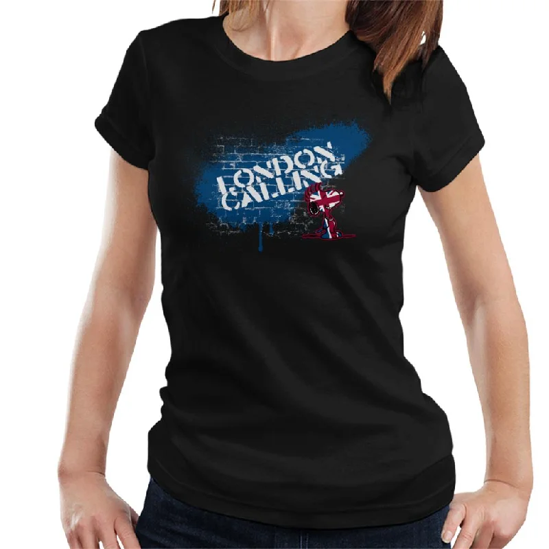 Peanuts Snoopy London Calling Women's T-Shirt-- Houndstooth Herringbone Solid