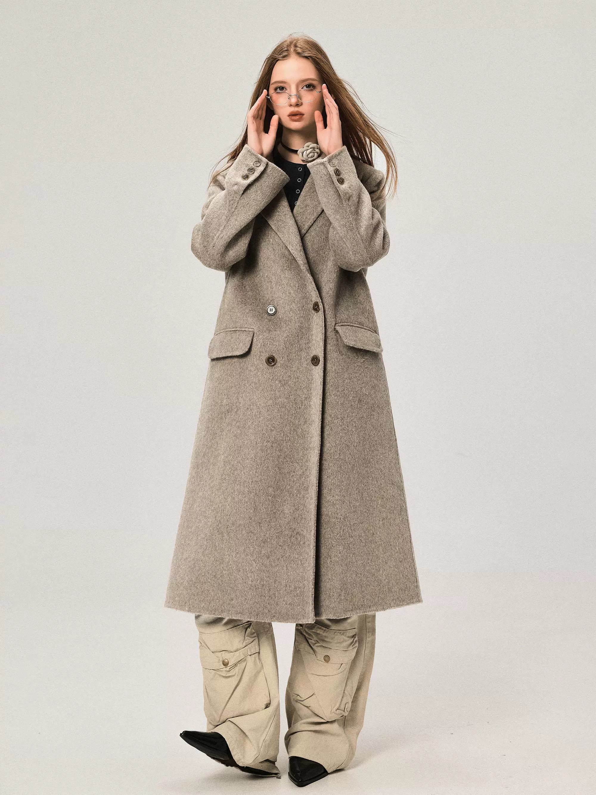 Mid-Length Regular Shoulder Wool Coat Peter Pan Collar Cowl Neck Turtleneck