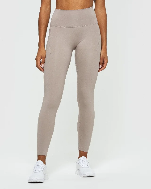 Essential Leggings with Pockets | Buff