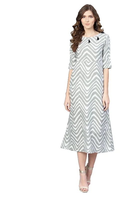 Women's Grey Cotton Solid Half Sleeve Round Neck Dress - Myshka