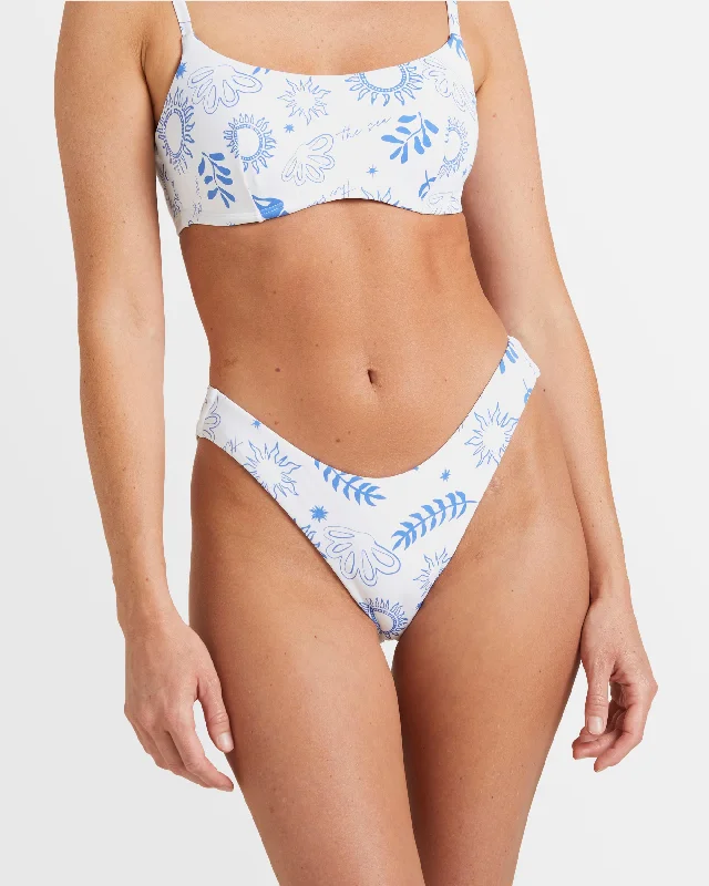 Womens Costa Del Sud Hl Cheeky Bikini Bottom High-waist bikini, Retro style, Trendy, Comfortable