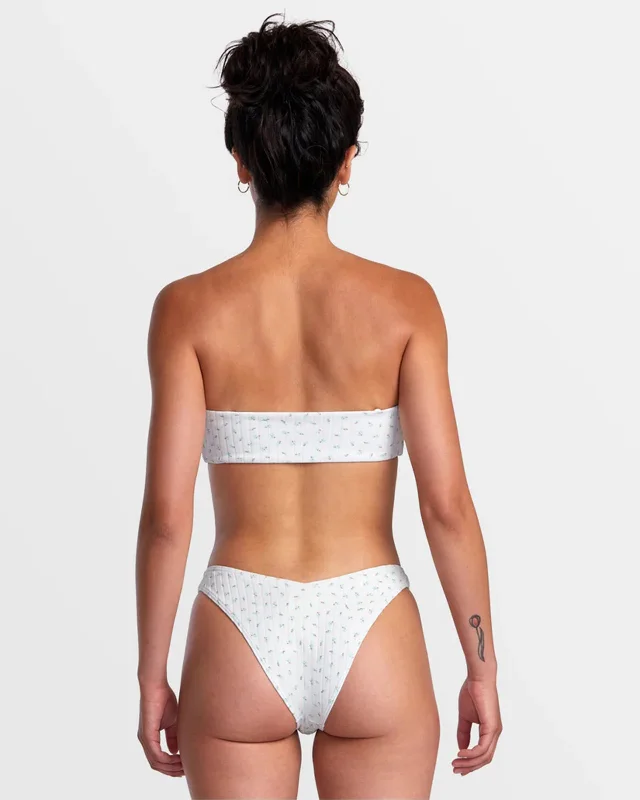 Pointe V-Front French Bikini Bottoms High cut bikini, Sexy, Trendy, Vintage